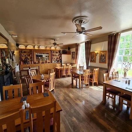 The Bell Inn Frampton on Severn ภายนอก รูปภาพ